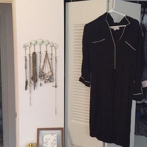 Medium Loft Black Dress with White Piping